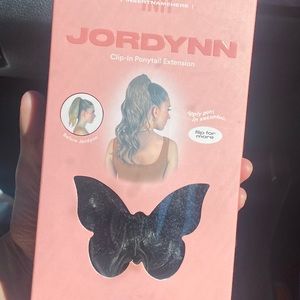 Jordynn Clip In ponytail hair extensions